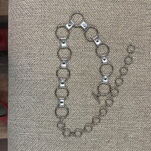 Source Unknown Silver Metal Ring Link Belt